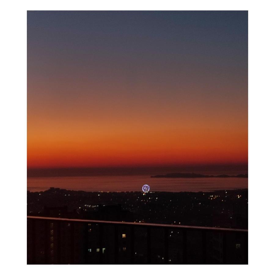 Panoramic View Of Marseille For Two Apartment Exterior photo